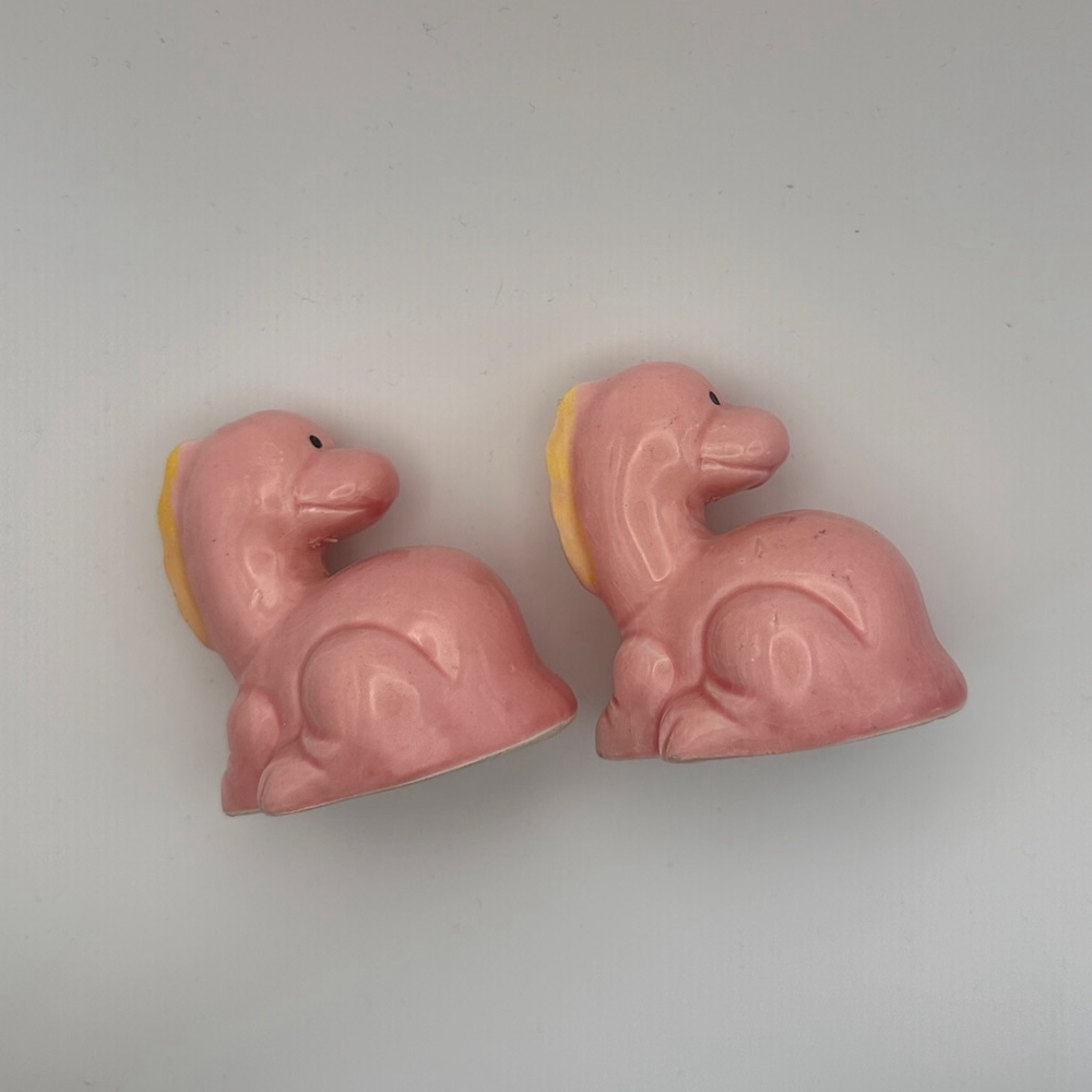 Vintage Pink Dinosaur Salt & Pepper Shakers – Cute Retro Kitchen Decor